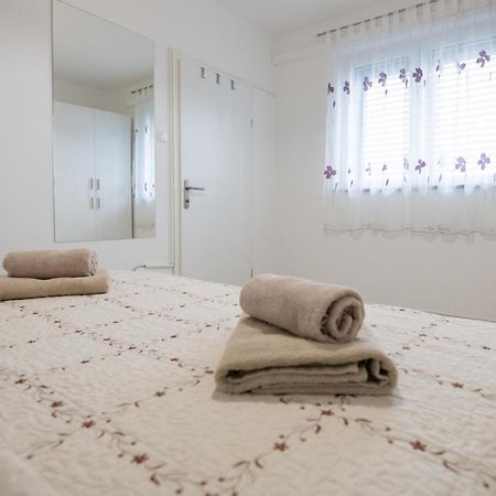 Apartman Ruza Podgora Exteriér fotografie